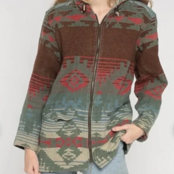 Woolrich Vintage Southwestern Hooded Coat - Picture 2 of 5